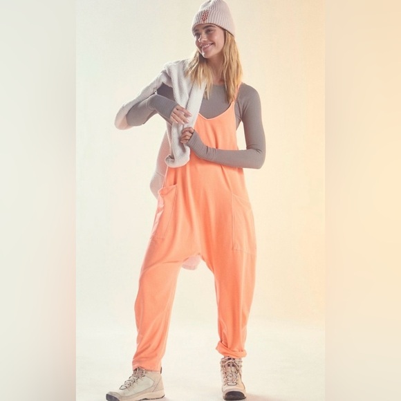 NWT FP Movement Hot-Shot Onesie Vibrant Pastel Peach - Picture 4 of 11